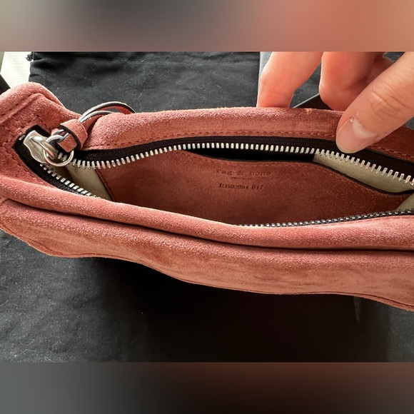 🎉🎀🎊Host Pick 🎊🎉🎀 NWOT Rag & Bone Small Field Messenger Suede Bag - Picture 9 of 16